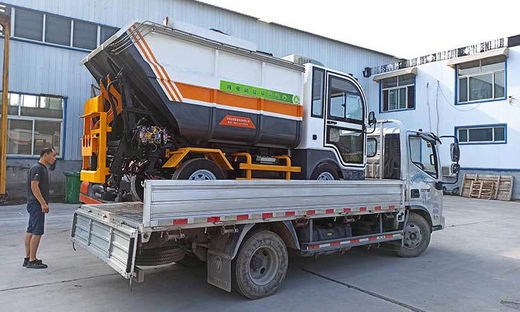 垃圾清運車裝車發貨 電動垃圾清運車廠家