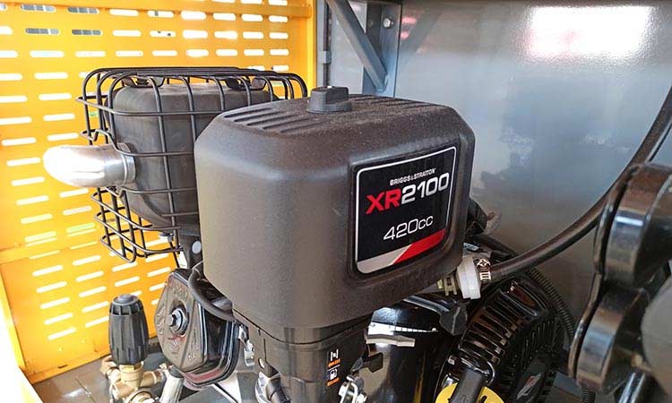 高壓清洗車發動洗