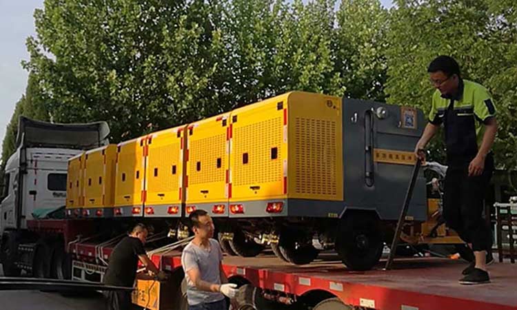 電動(dòng)環(huán)衛(wèi)高壓清洗車 小型高壓清洗車