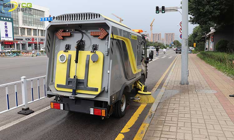 純電動小型環衛洗掃車