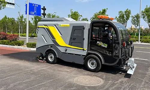 馬路深度清潔車路新疆環衛用來還原路面原本的顏色