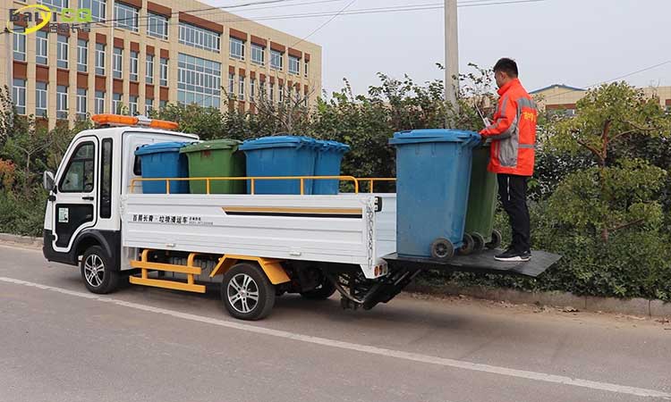 八桶環(huán)衛(wèi)垃圾車 八桶環(huán)衛(wèi)垃圾車