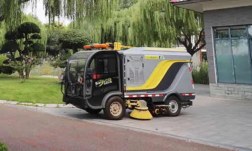 小型電動洗掃車聯合作業更高效洗掃更干凈