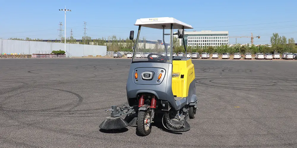 清掃車 電動掃地車 廠區(qū)掃地車 園區(qū)掃路車 景區(qū)清掃車 清掃車 電動掃地車 廠區(qū)掃地車 園區(qū)掃路車 景區(qū)清掃車