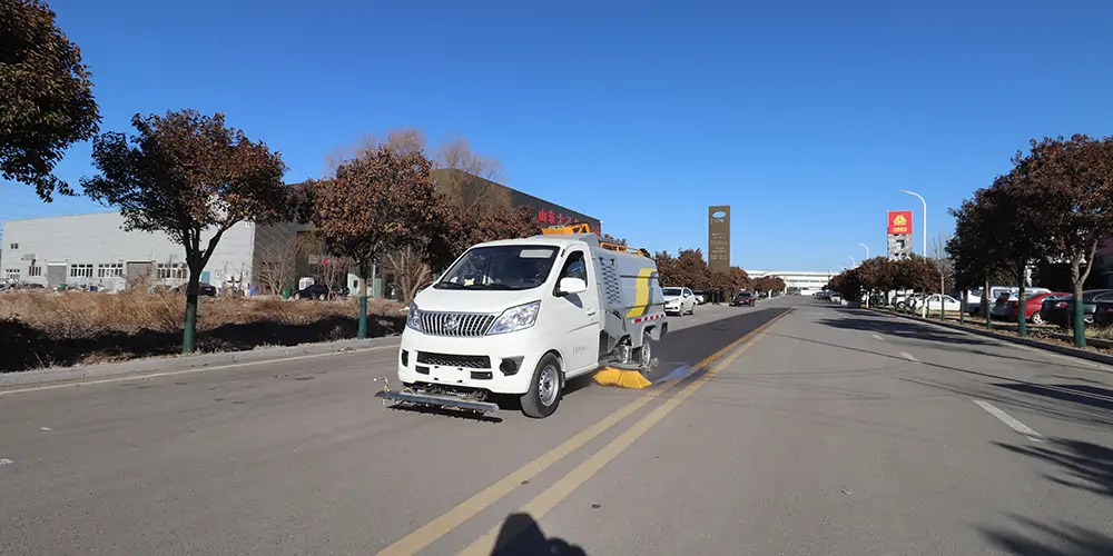 可上牌洗掃車 可上牌電動洗掃車 可上牌純電動洗掃車 可上牌小型電動洗掃車 可上牌電動小型洗掃車 可上牌小型電動環衛洗掃車 可上牌小型電動洗掃一體車 可上牌新型純電動洗掃車