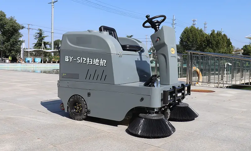 純電動掃地車:智能高效的城市清潔新選擇