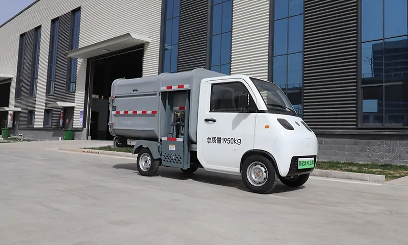 新能源側(cè)裝式垃圾車：高效環(huán)保，城市清潔的智能選擇
