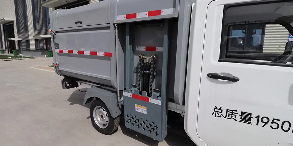 新能源側裝垃圾車，垃圾運輸車，垃圾車，側裝式垃圾車