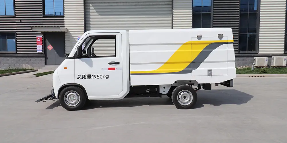 新能源路面養(yǎng)護(hù)車，高壓清洗車，高壓沖洗車，路面養(yǎng)護(hù)車