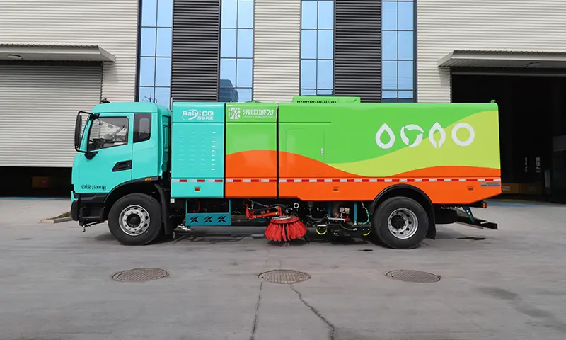 山東環(huán)衛(wèi)迎來新能源洗掃車 城市清潔邁入綠色高效新時(shí)代